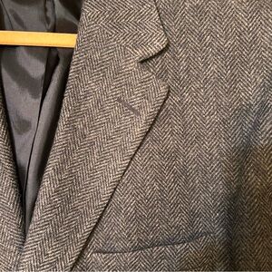 John Ashford Gray Herringbone Lambswool/Merino size 44 Regular Men’s Blazer
